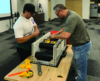 Flexco’s Segmented Transfer Plate (STP) Installation School gives attendees a hands-on feel for our latest conveyor transfer solutions